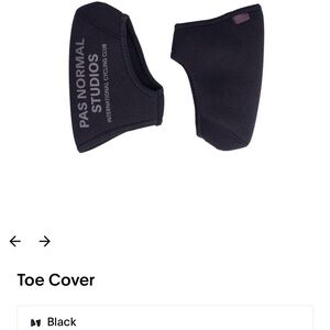 Pas Normal Studios Black Toe Cover